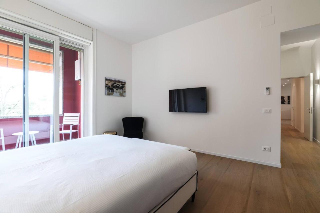 Contempora Apartments - Turati 3 - 2 Bedrooms Apartment Milan Exterior photo